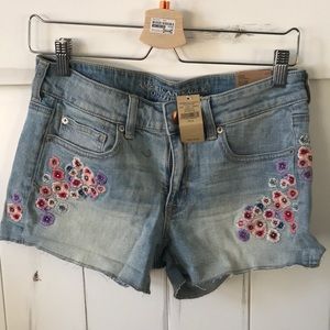American eagle embroidered shorts